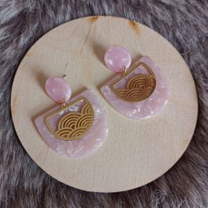 boucles d oreilles demi-lune acétate rose SEIGAIHA en acetate et inox
